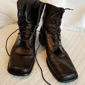 Classiques Entier dark brown leather boots, size 11.  Like new